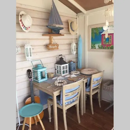 Feriehus Beachhouse Direct Aan Zee